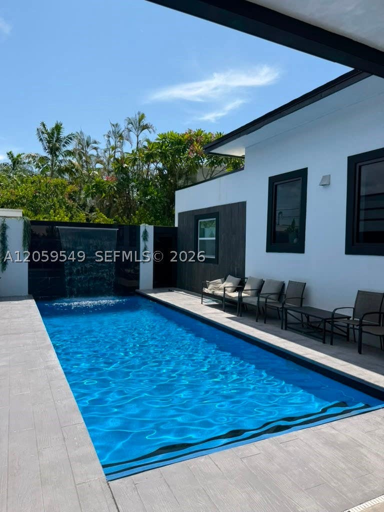 Photo of 224 SW 12th St, Dania Beach, FL 33004 (MLS # A12059549)