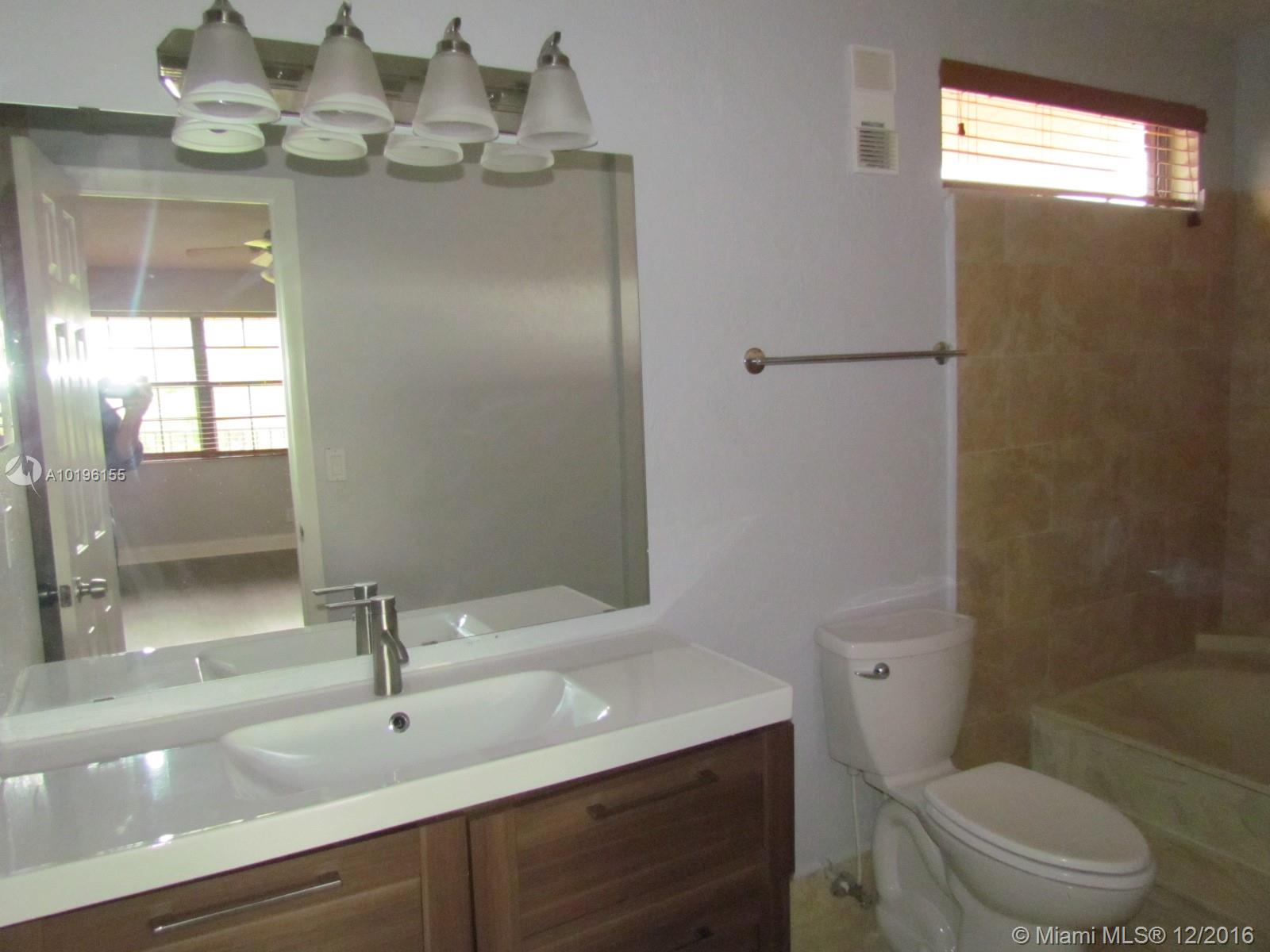 Coral Spgs Estate Twnhms - Residential Lease