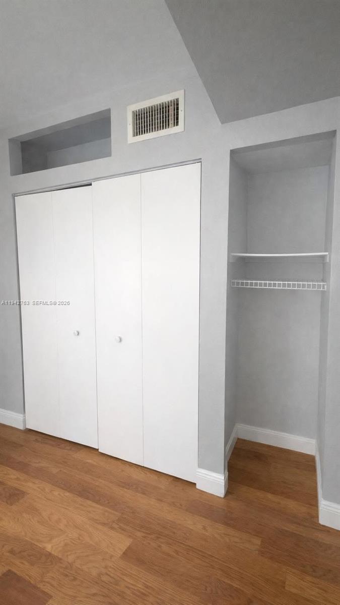 HOLLYWOOD SUBURBS NO 2 - Residential