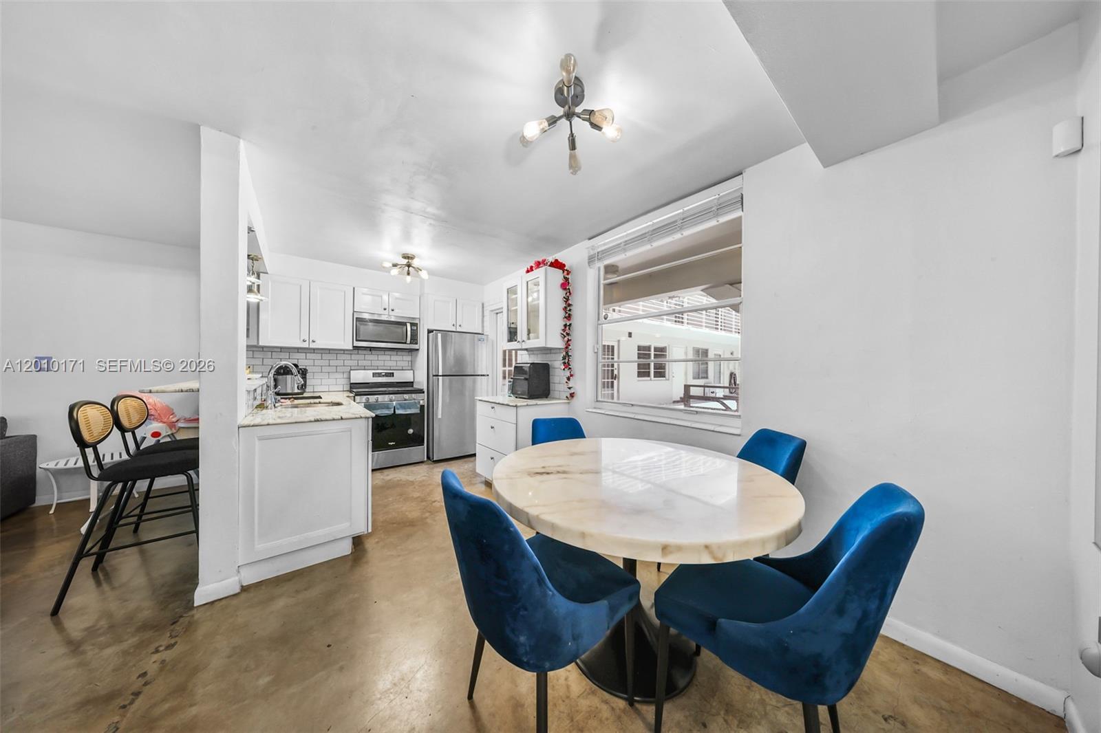 JEFFERSONIAN CONDO - Residential