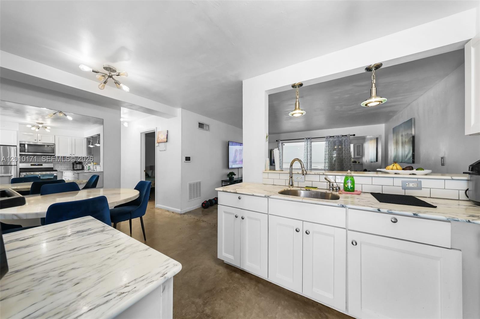 JEFFERSONIAN CONDO - Residential