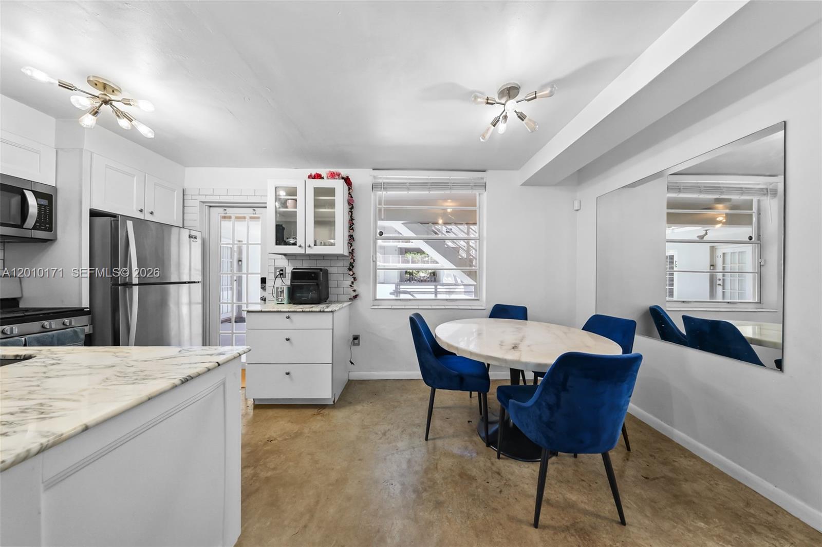 JEFFERSONIAN CONDO - Residential