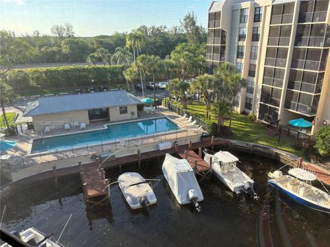 Photo of 21 Royal Palm Way #5060, Boca Raton, FL 33432 (MLS # A11995068)