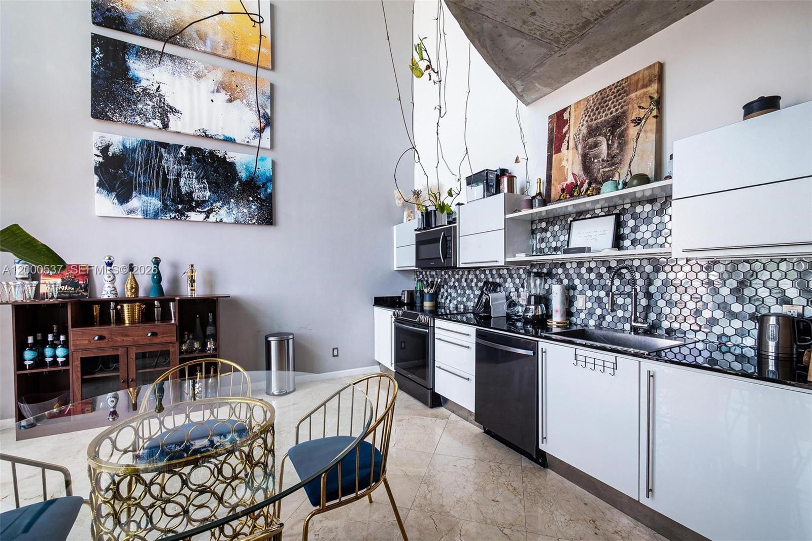 NEO VERTIKA CONDO - Residential Lease