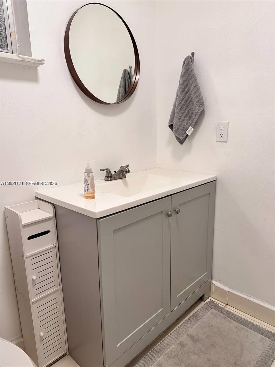 MEADOWBROOK TOWERS CONDO - Residential