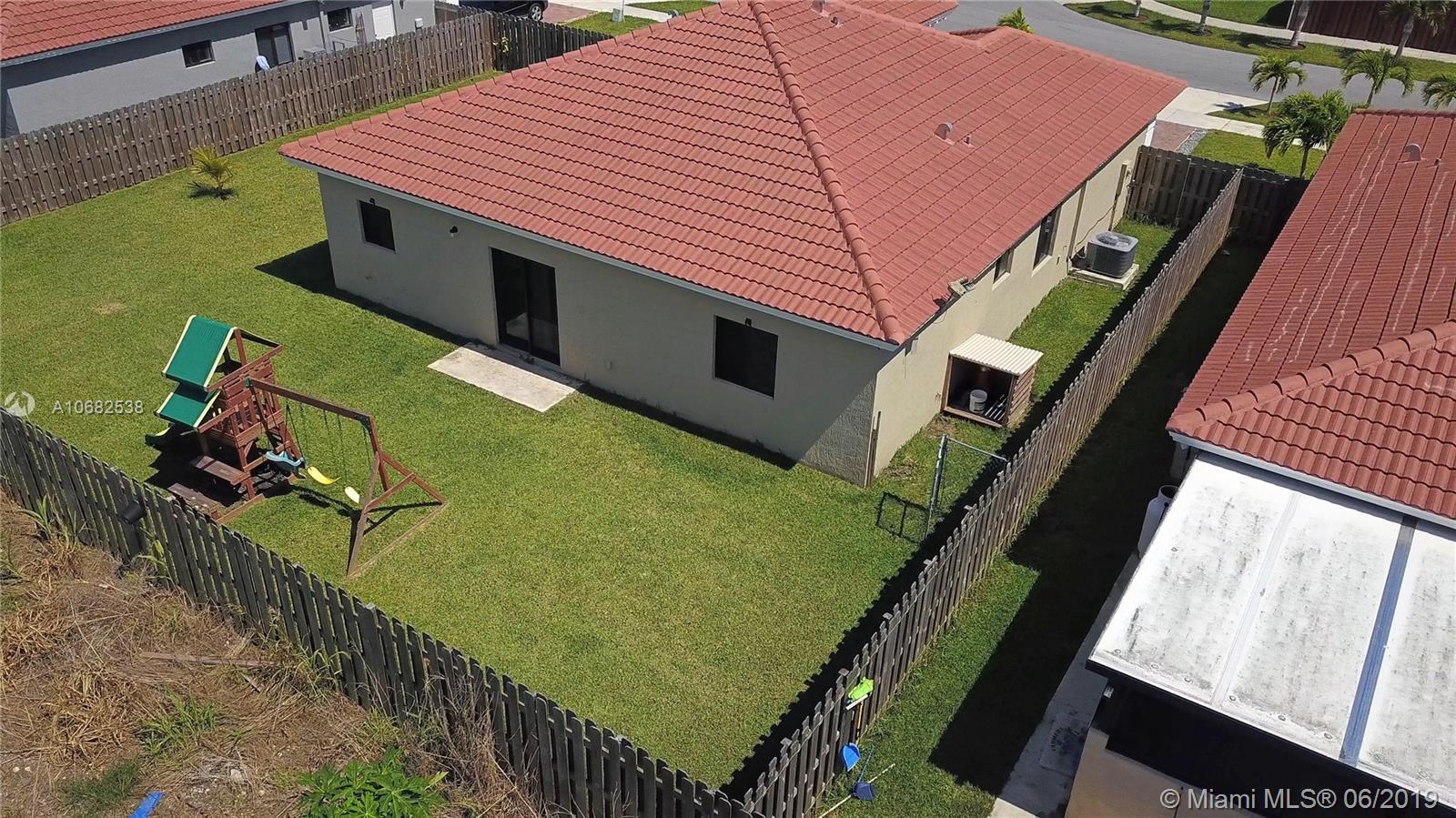 TENNESSEE ESTATES - Residential