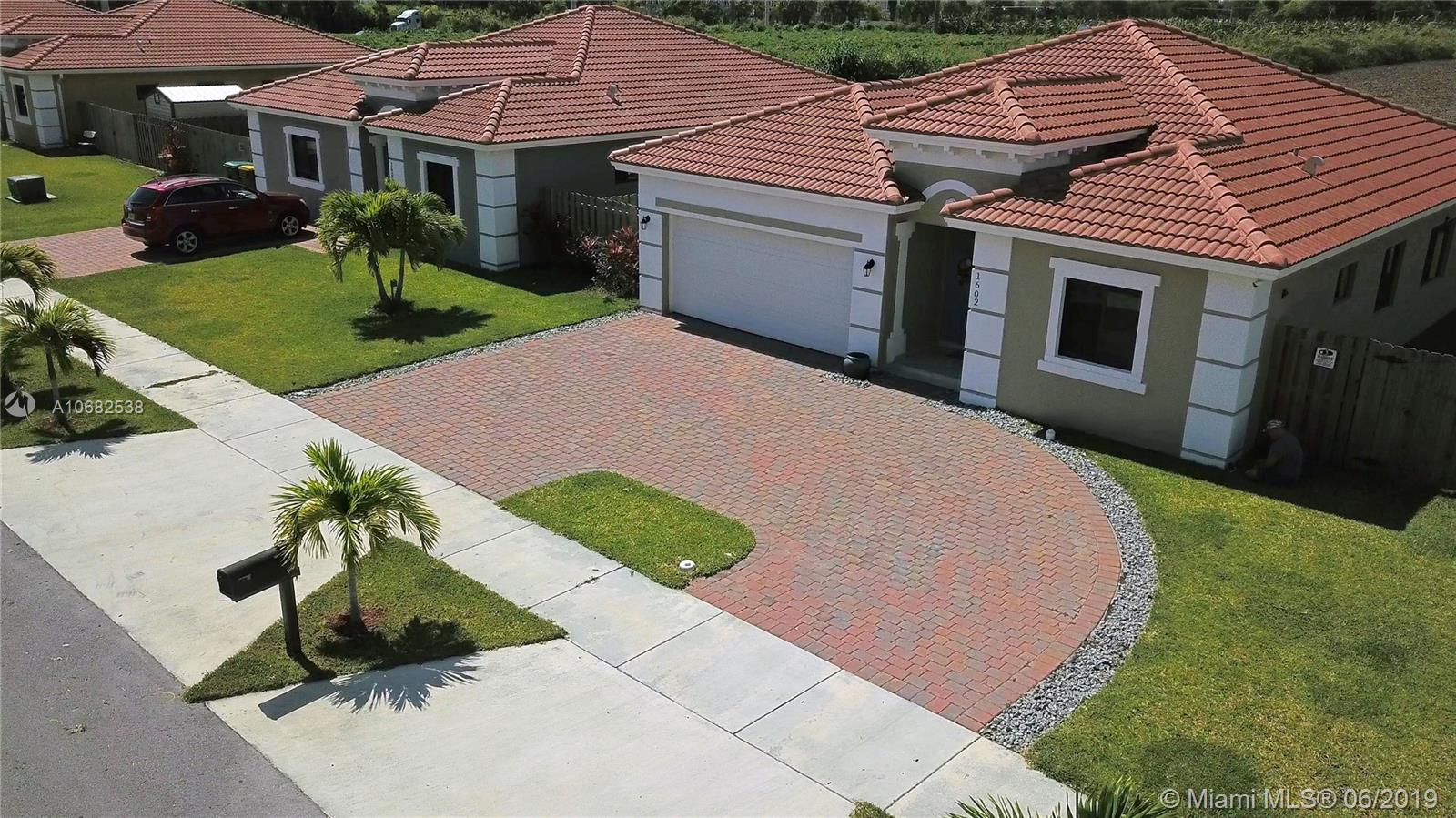 TENNESSEE ESTATES - Residential