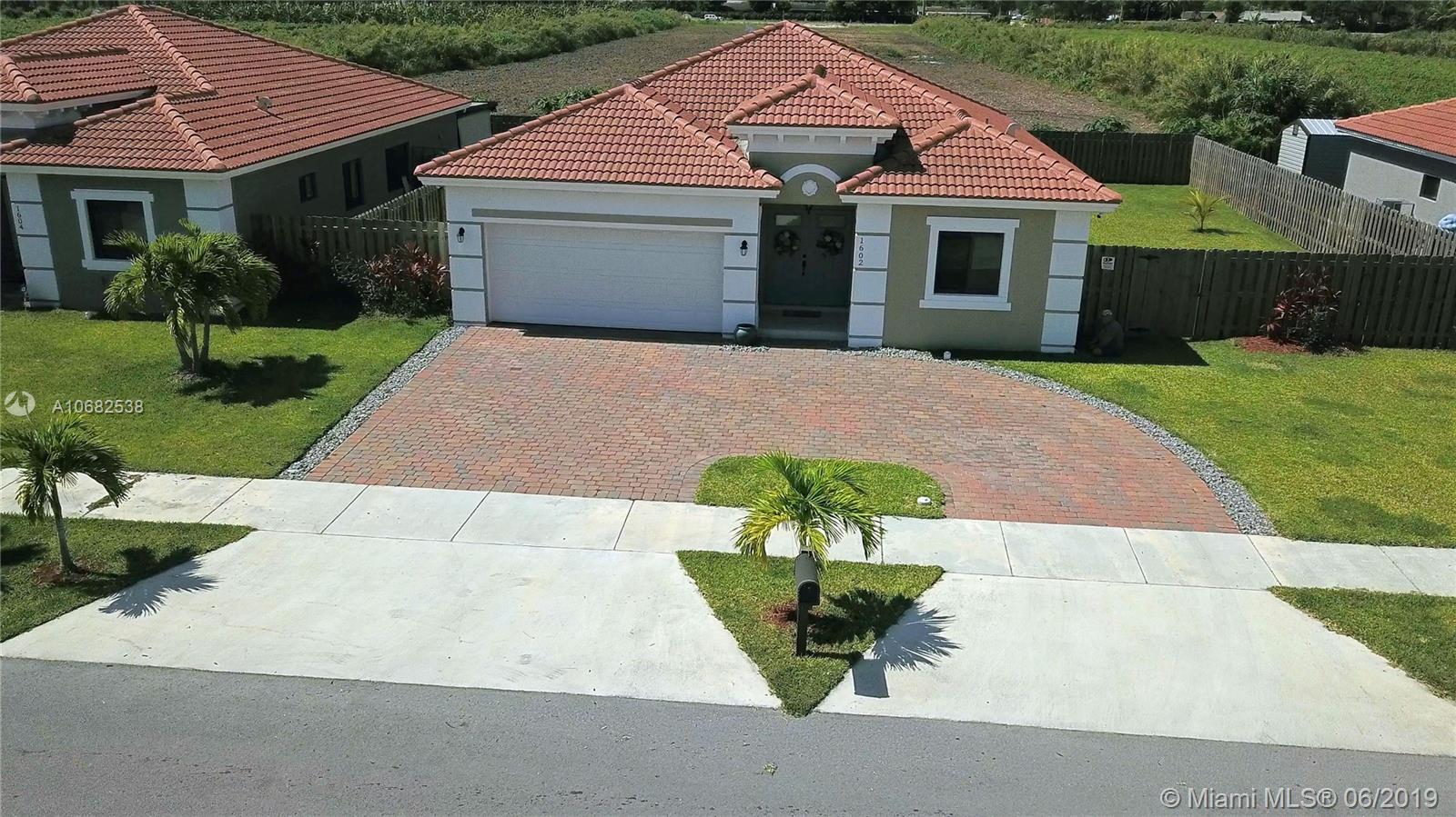 TENNESSEE ESTATES - Residential