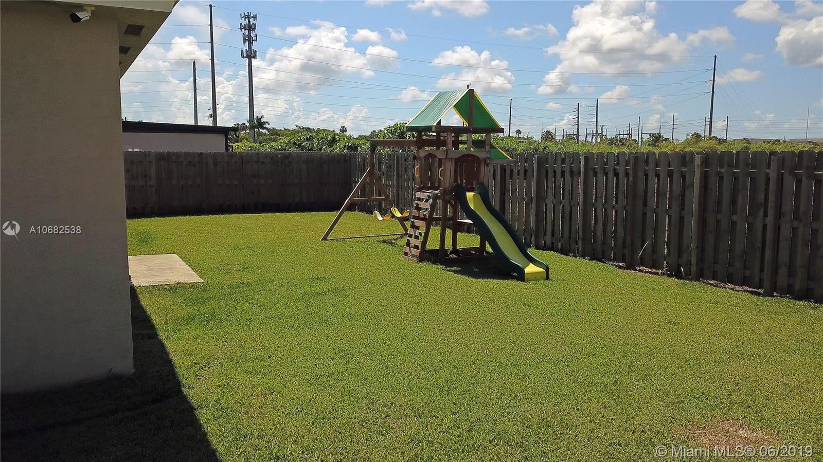 TENNESSEE ESTATES - Residential