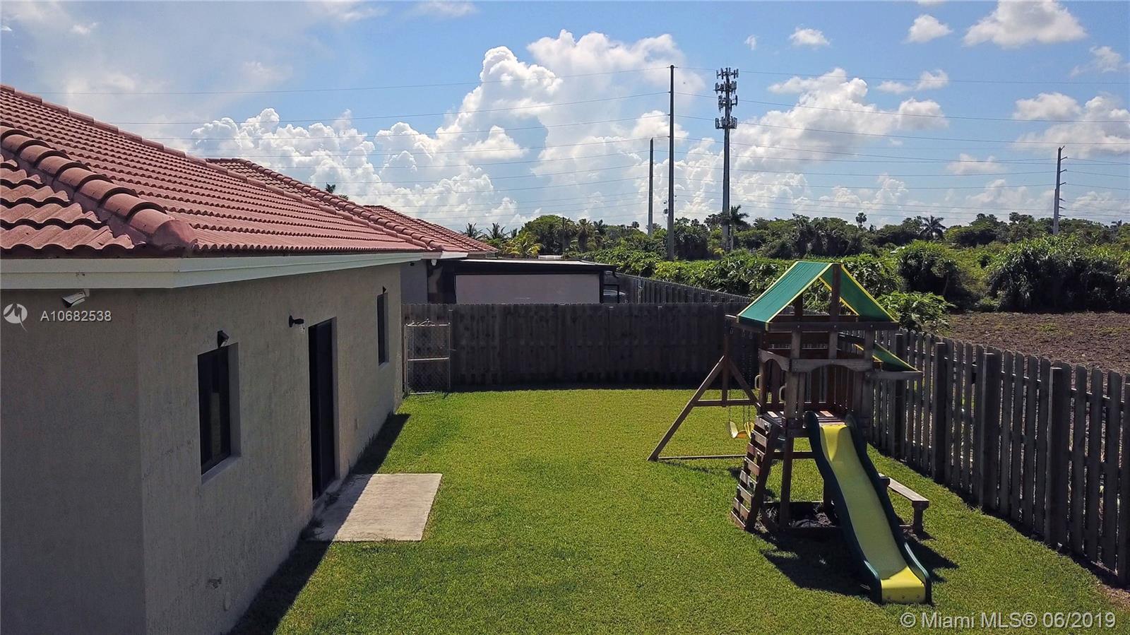 TENNESSEE ESTATES - Residential