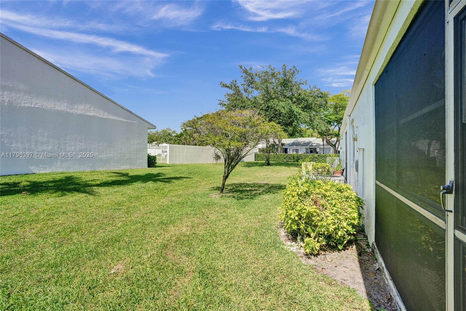 FAIRWAY VILLAS AT ROYAL P - Residential Lease
