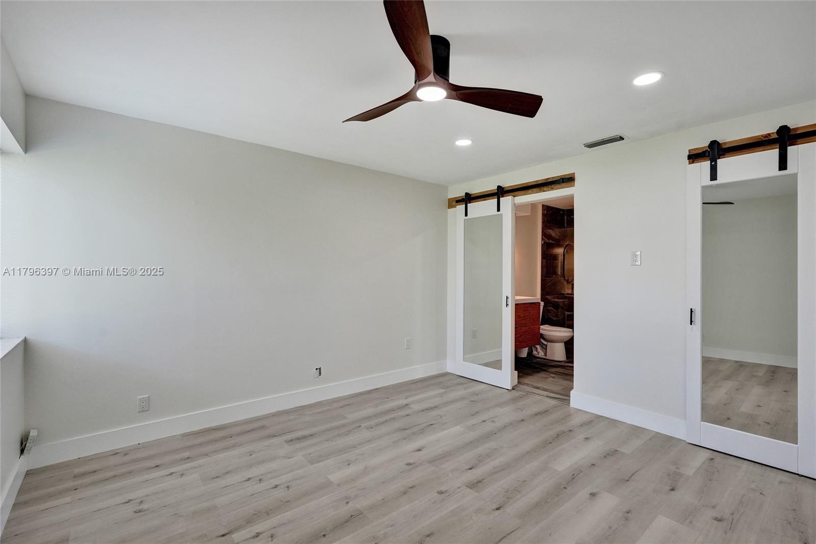 FAIRWAY VILLAS AT ROYAL P - Residential Lease