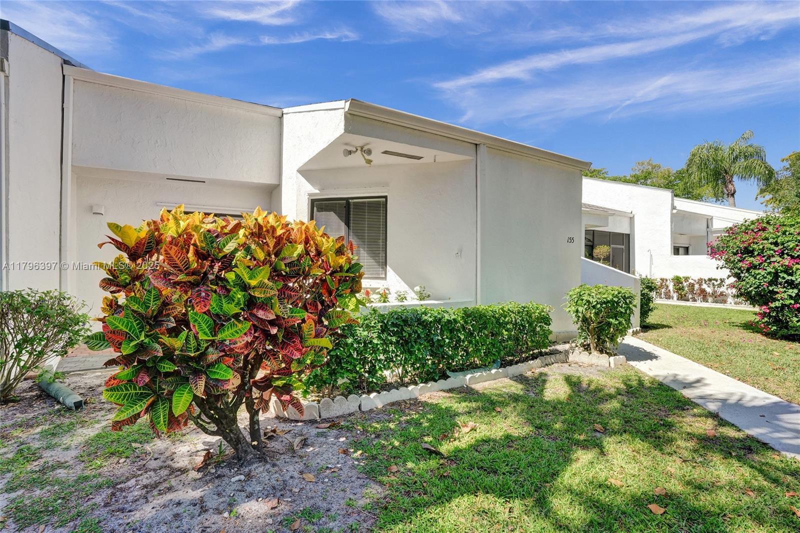 FAIRWAY VILLAS AT ROYAL P - Residential Lease