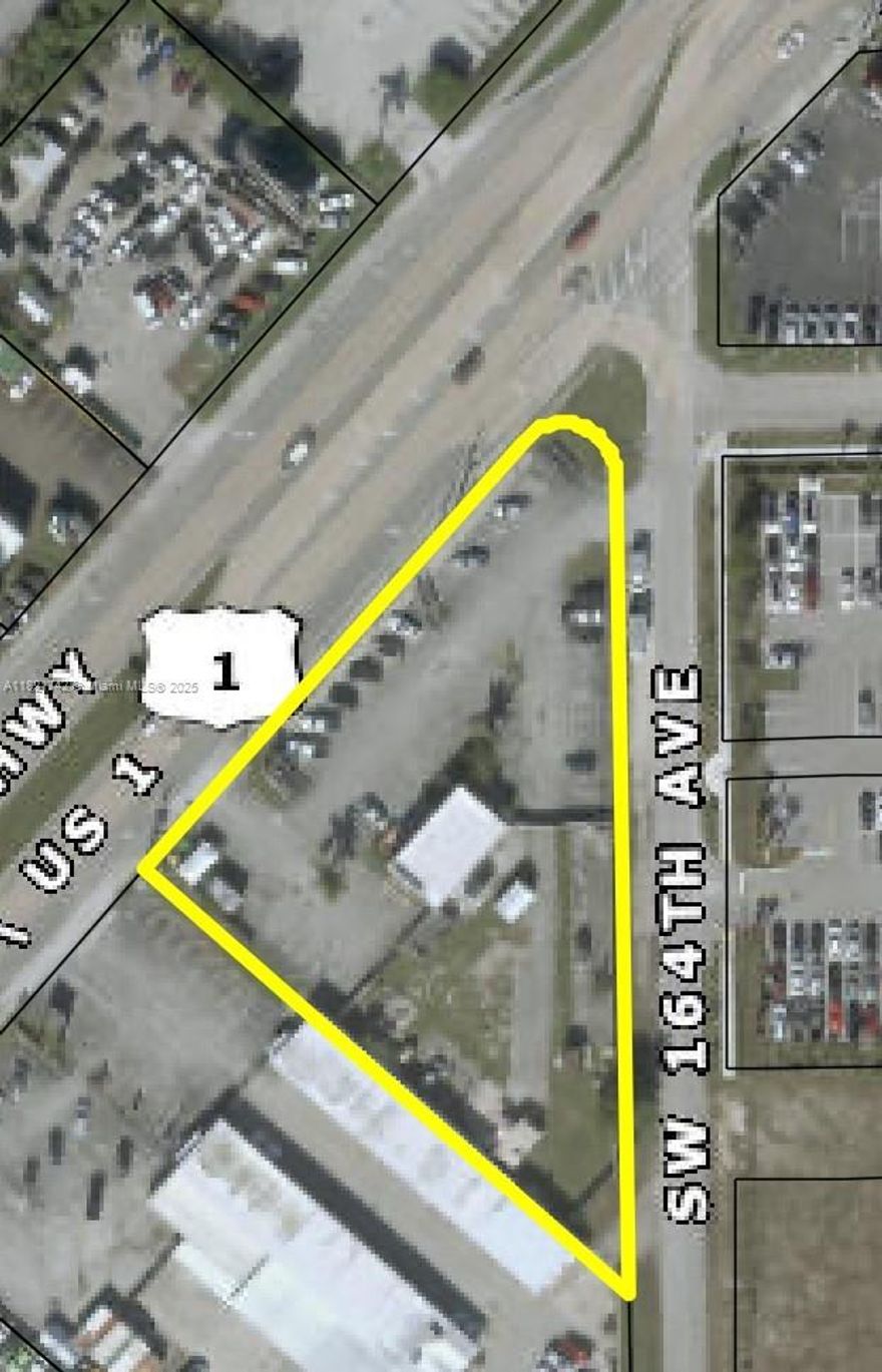 An amazing rental opportunity, bring your auto dealership or other business to this great location, currently a dealership 1 acre on high traffic US-1. Bring your ideas, be your own boss. Please be discrete and do not engage with any employee. The property is for rent, Call for all the details.