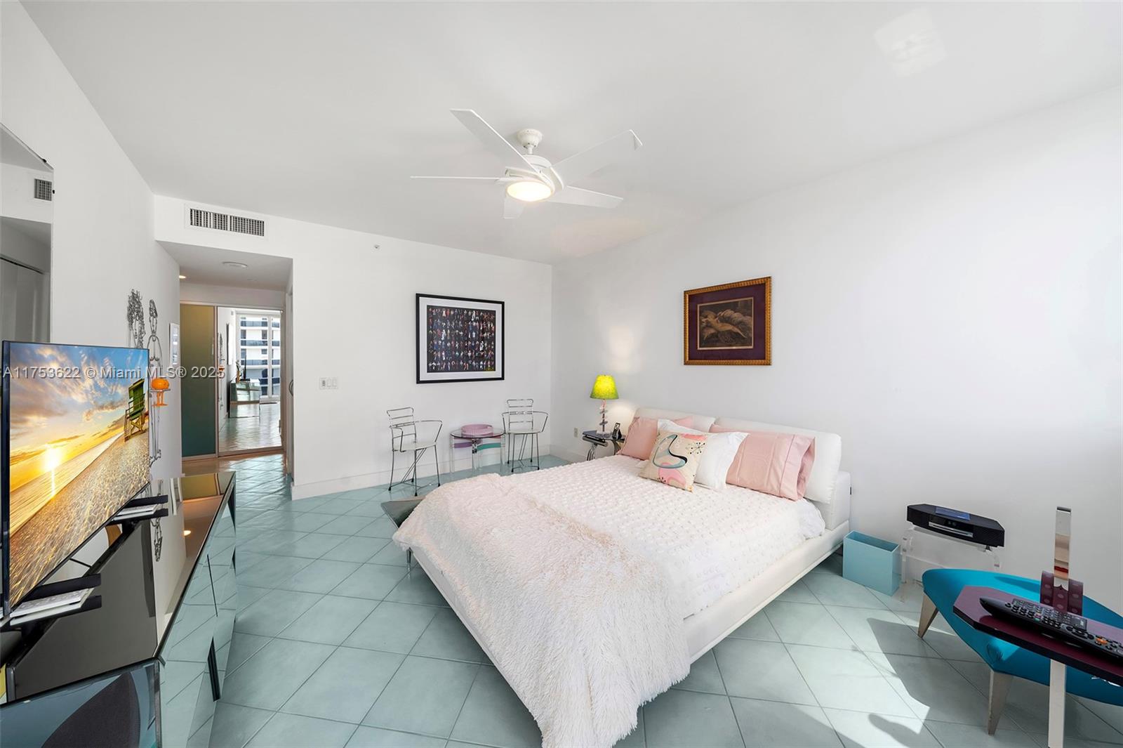 GREEN DIAMOND CONDO - Residential
