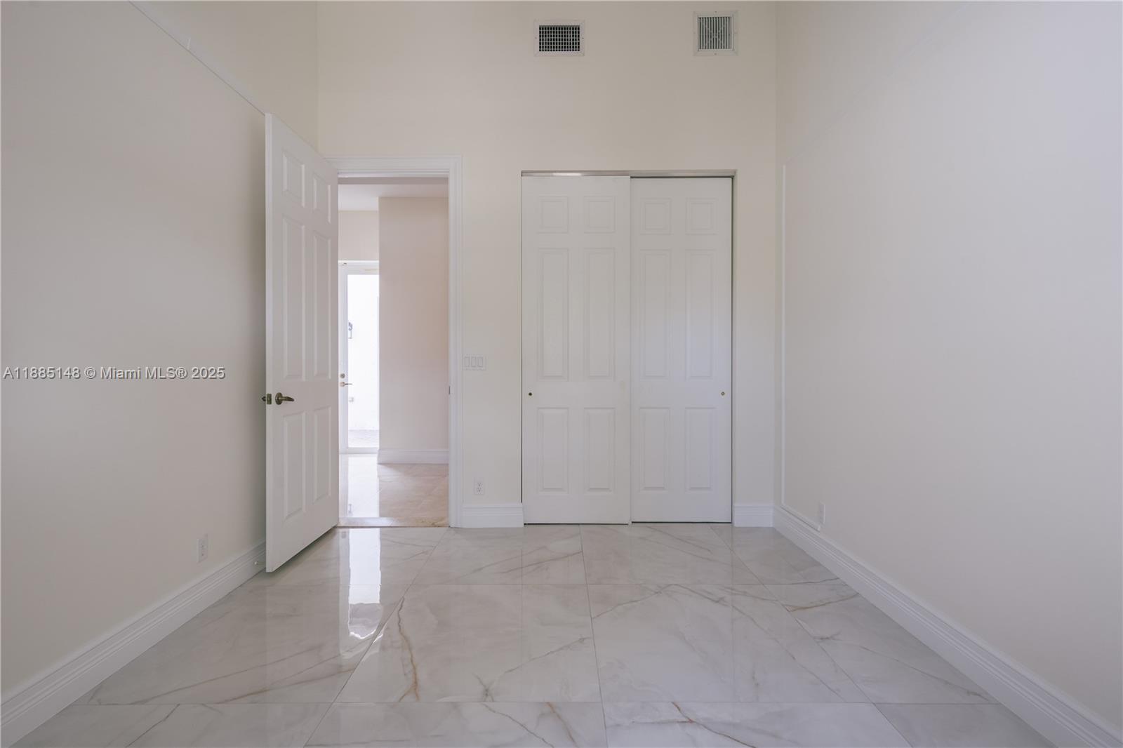HERON BAY NORTH PLAT 2 - Residential Lease