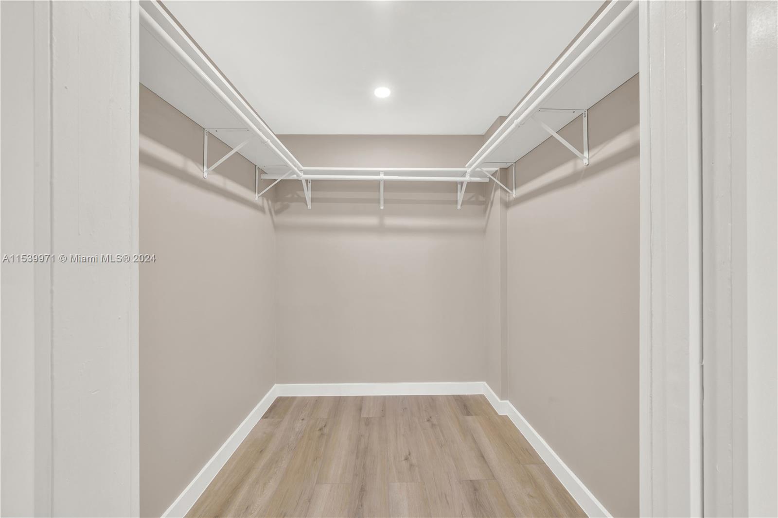 KENDALL ACRES WEST CONDO - Residential Lease