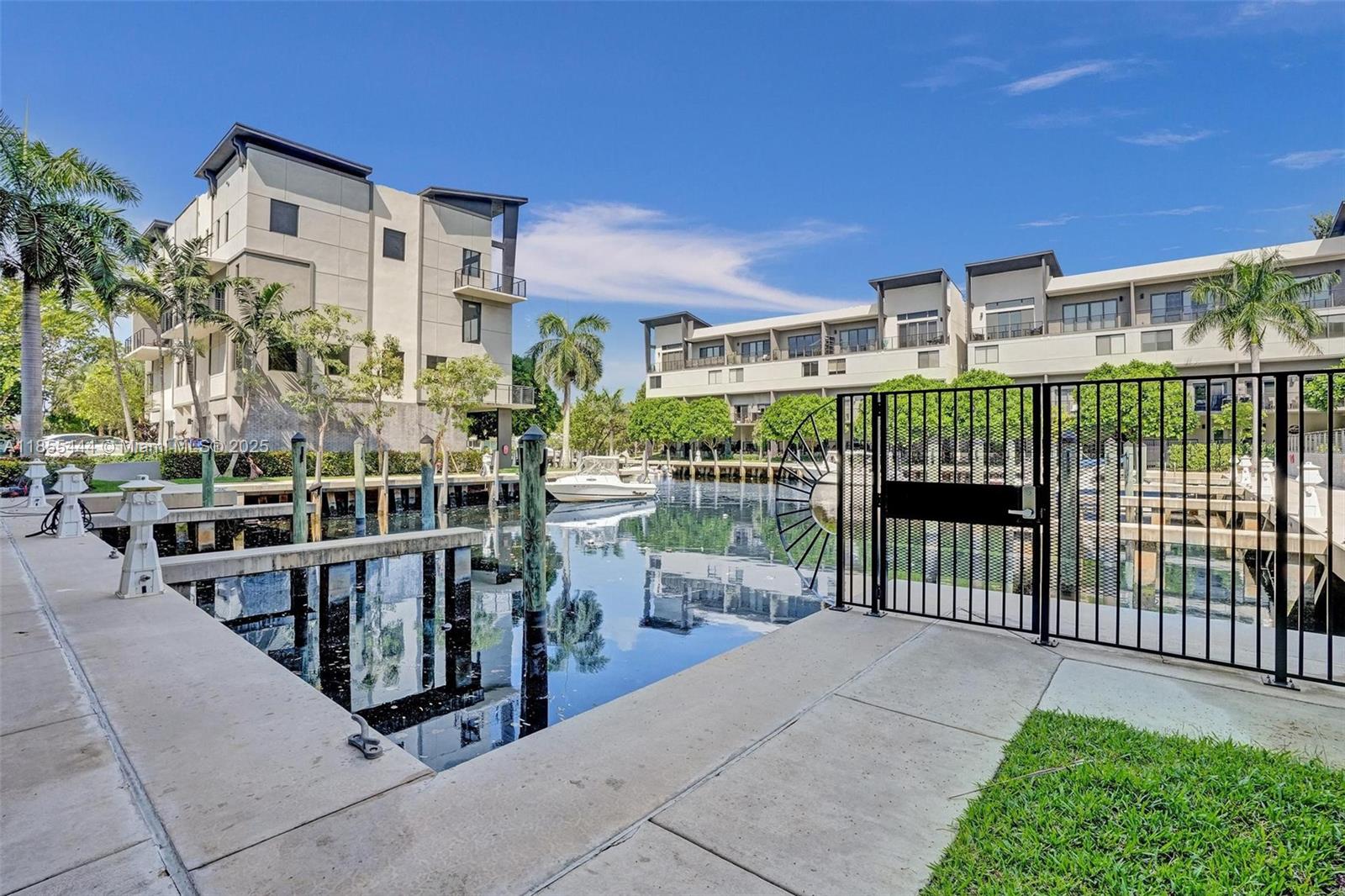 KOI PLAT - Residential Lease