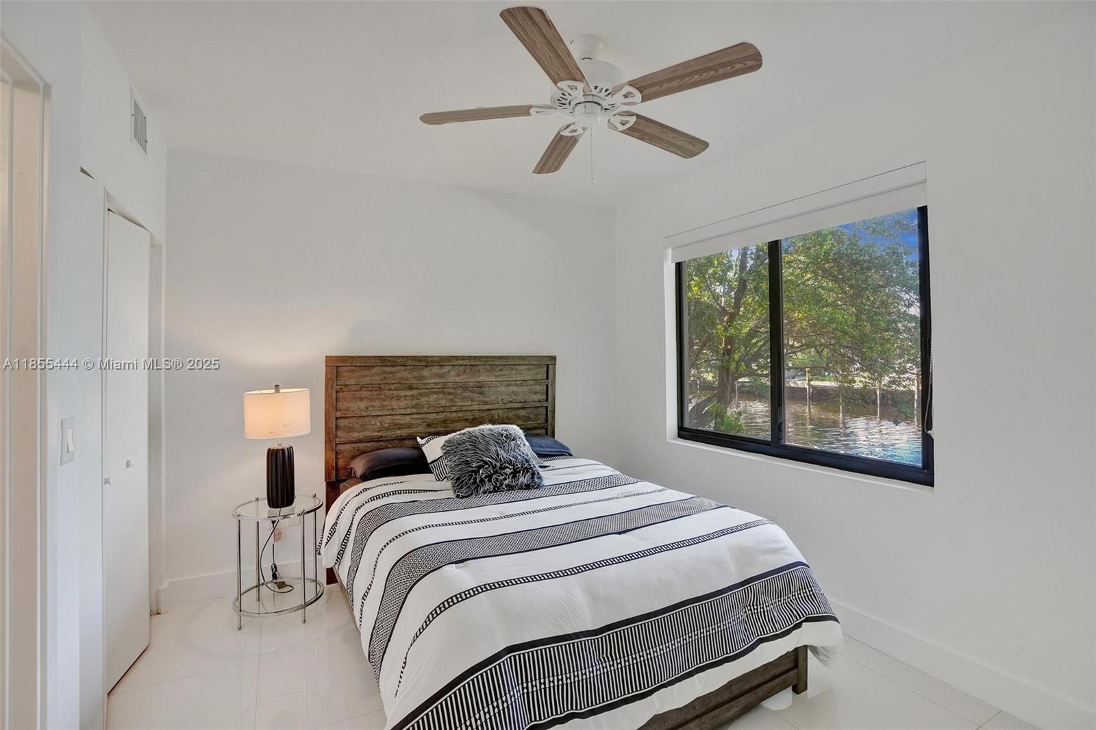 KOI PLAT - Residential Lease