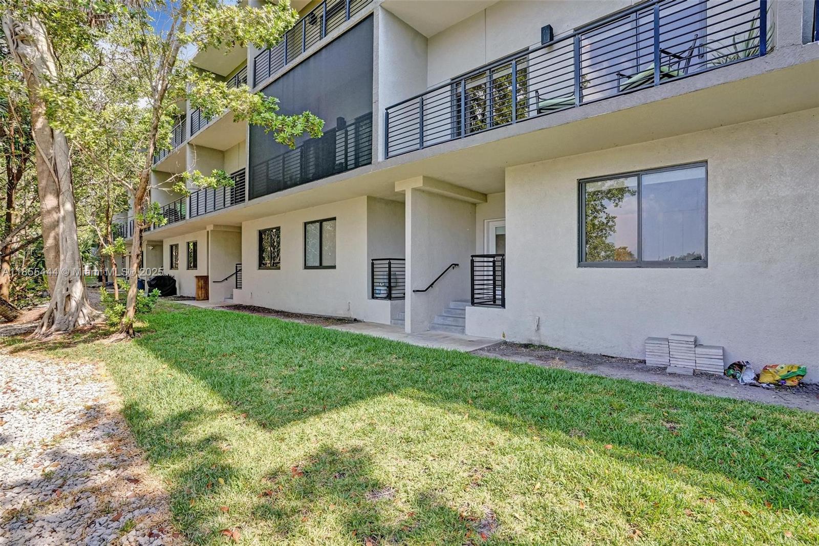 KOI PLAT - Residential Lease