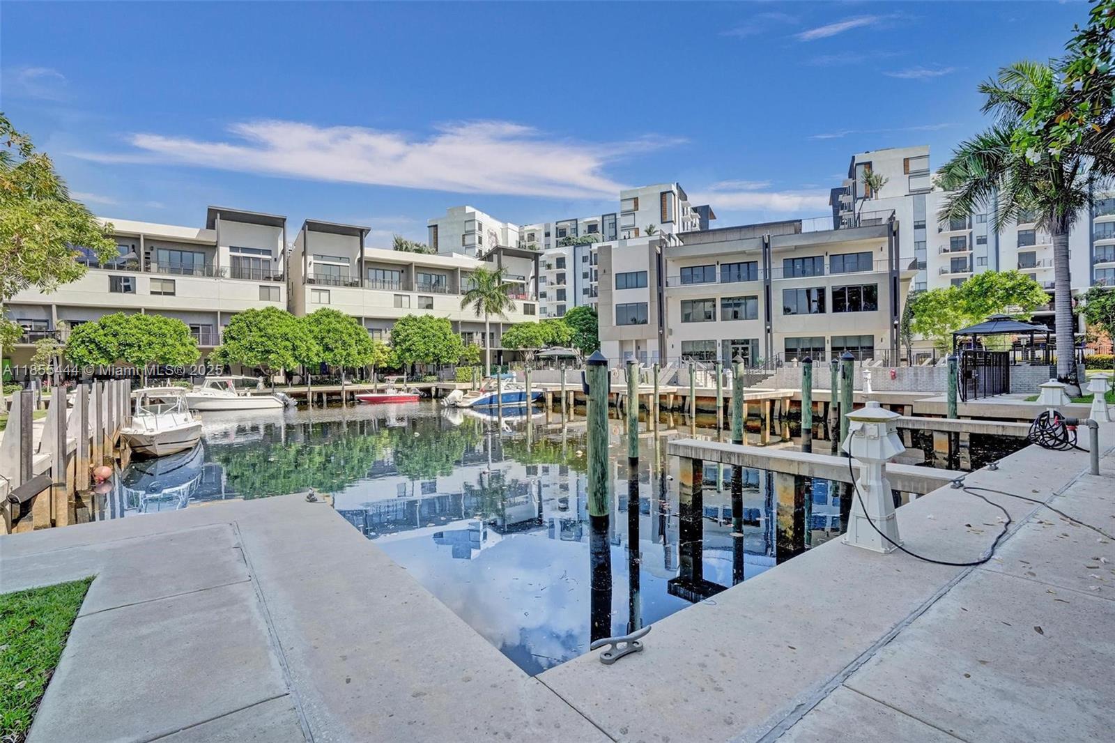 KOI PLAT - Residential Lease