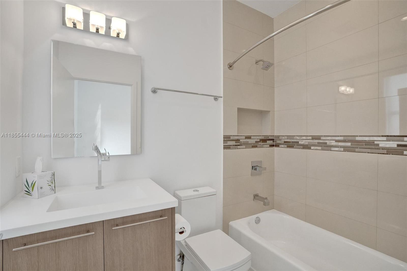 KOI PLAT - Residential Lease