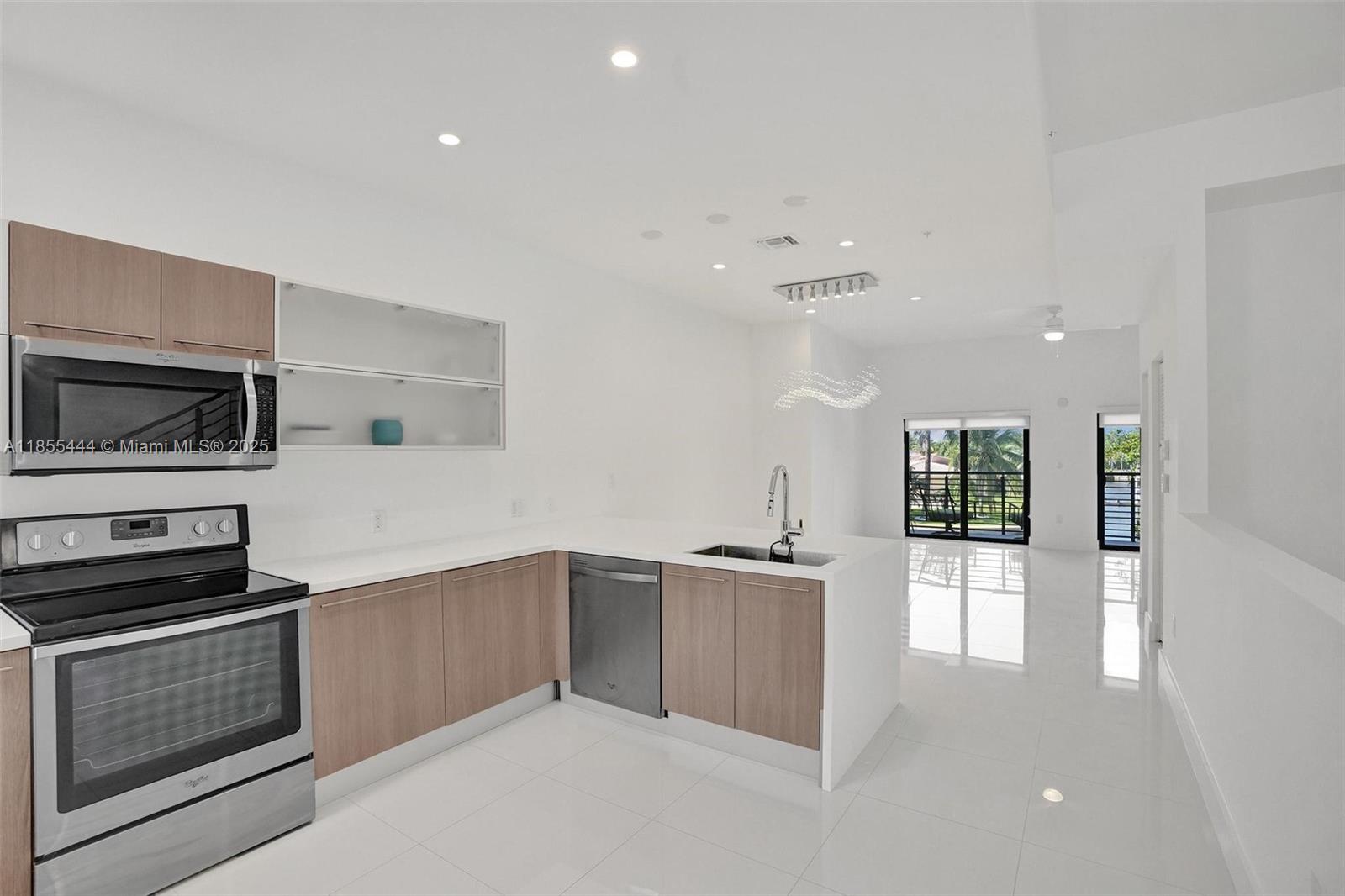 KOI PLAT - Residential Lease