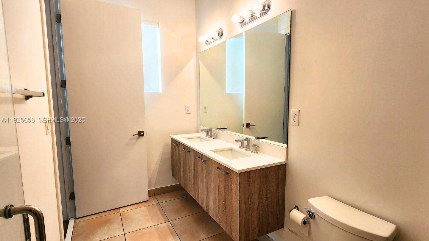 URBAN VILLAGE AT 5TH AVE - Residential Lease