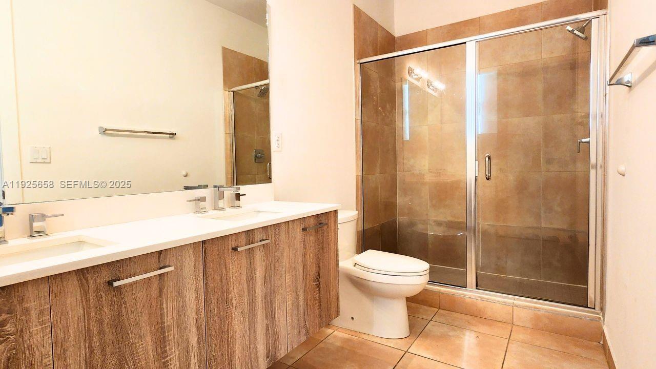 URBAN VILLAGE AT 5TH AVE - Residential Lease