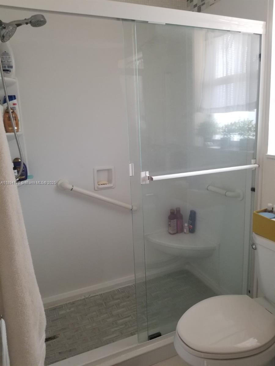 SUNRISE LAKES 44 CONDO - Residential Lease