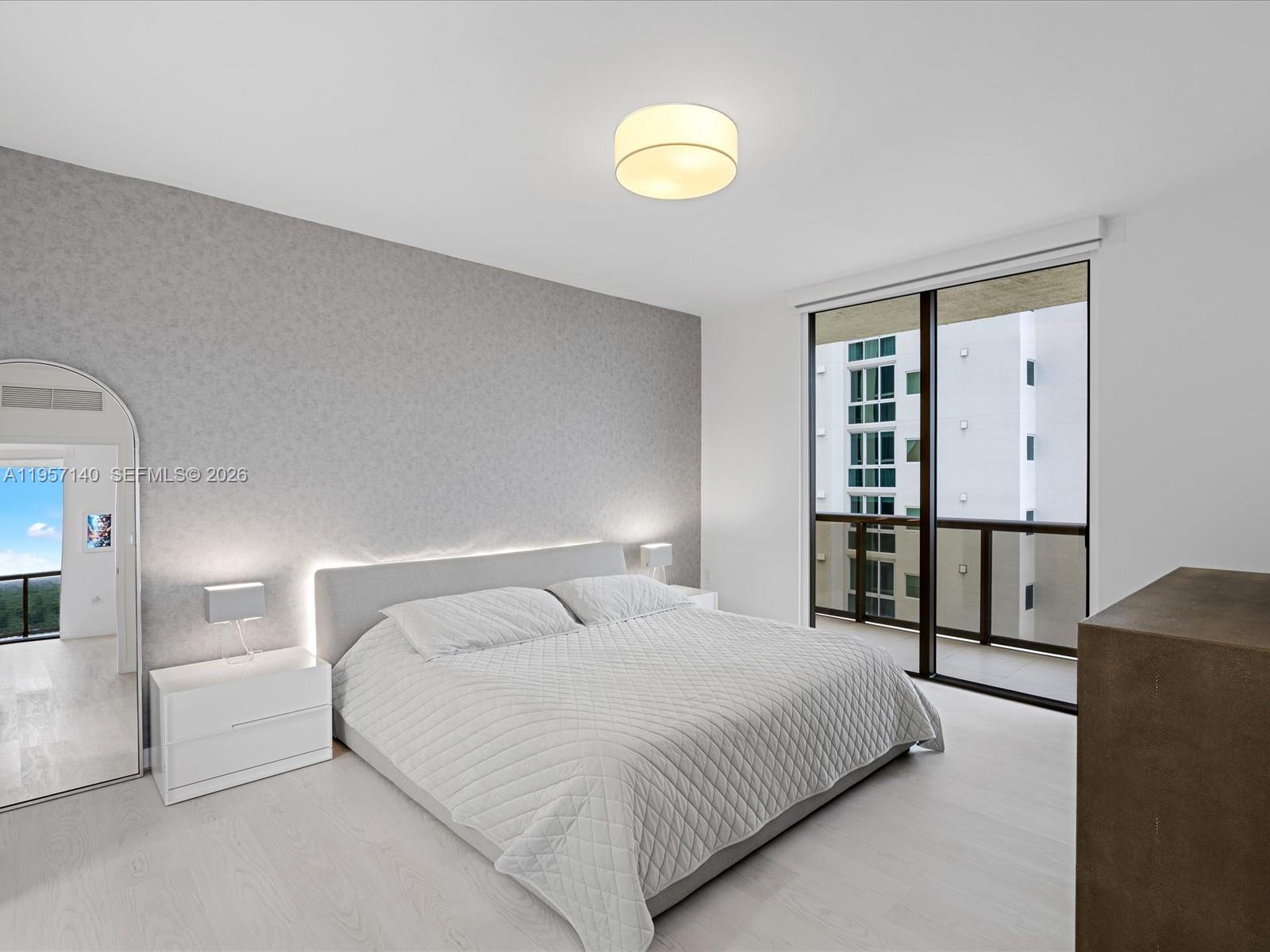 SAYAN CONDO - Residential