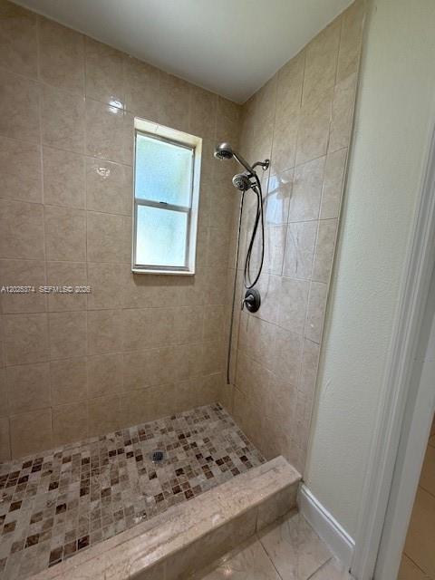 SOUTH HOLLYWOOD AMD PLAT - Residential