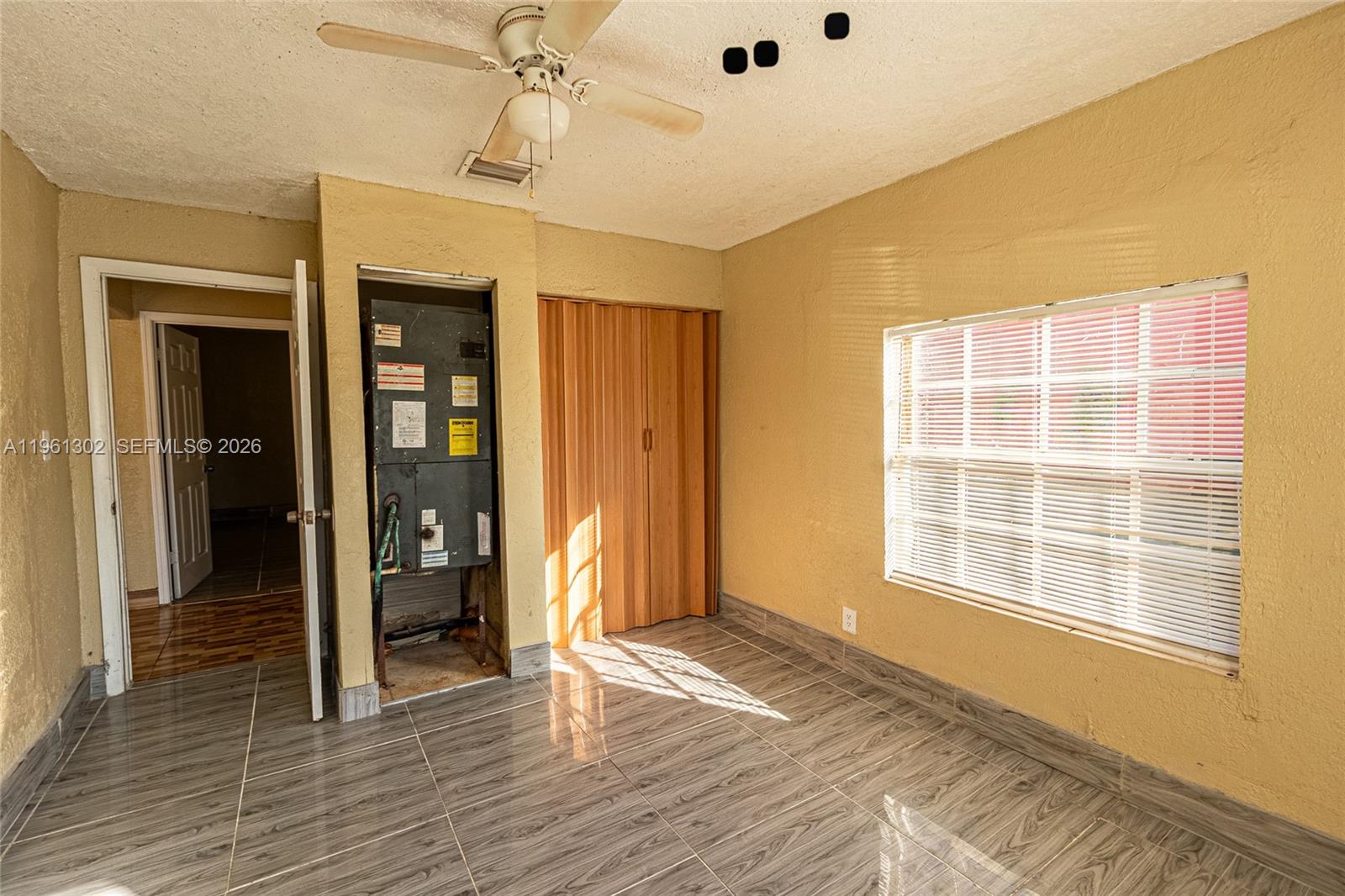 1ST ADDN HOME OWNERS PARA - Residential Income