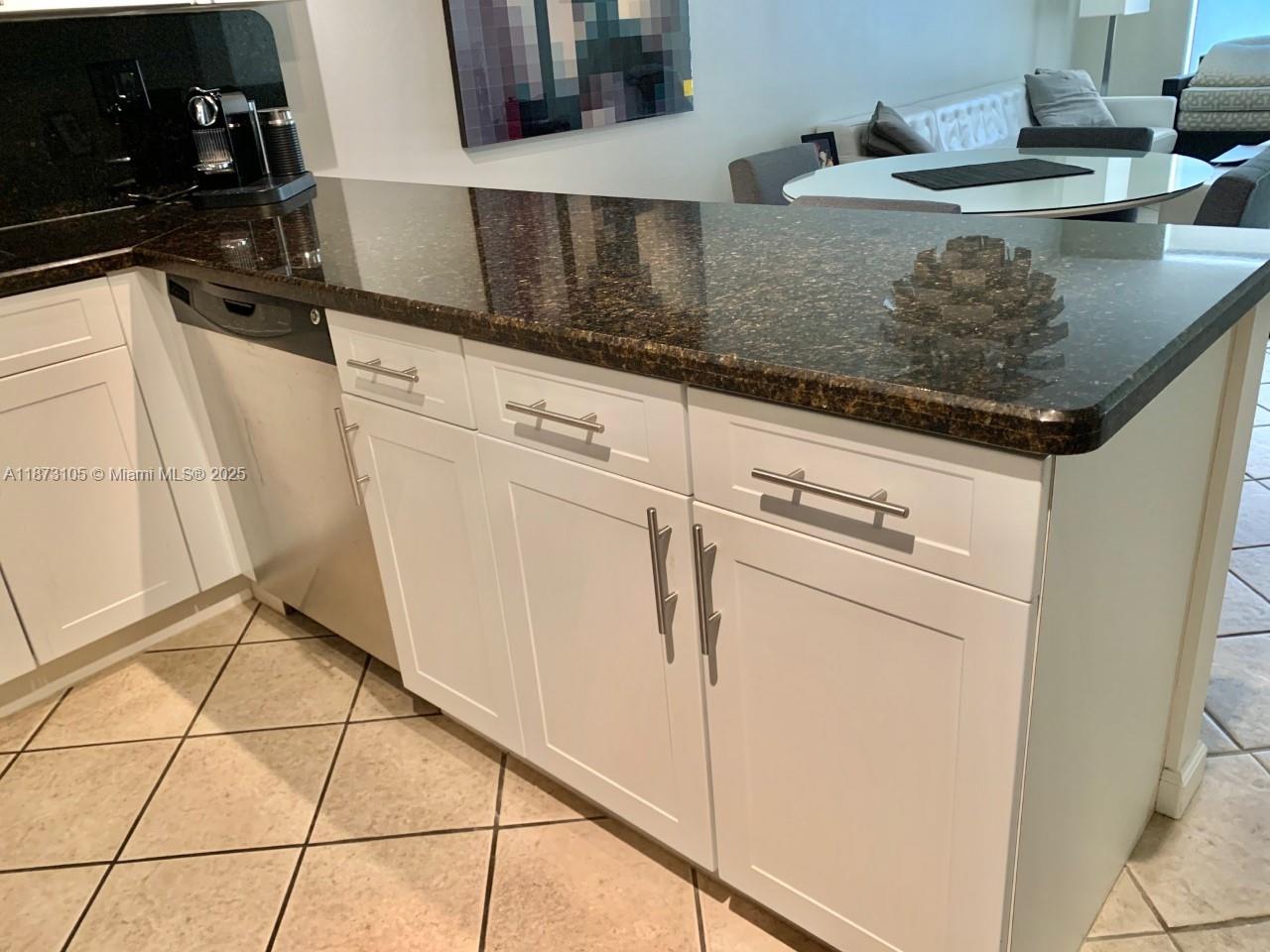 OLYMPUS CONDO PHASE - Residential Lease