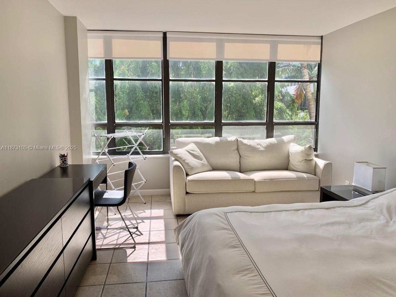 OLYMPUS CONDO PHASE - Residential Lease