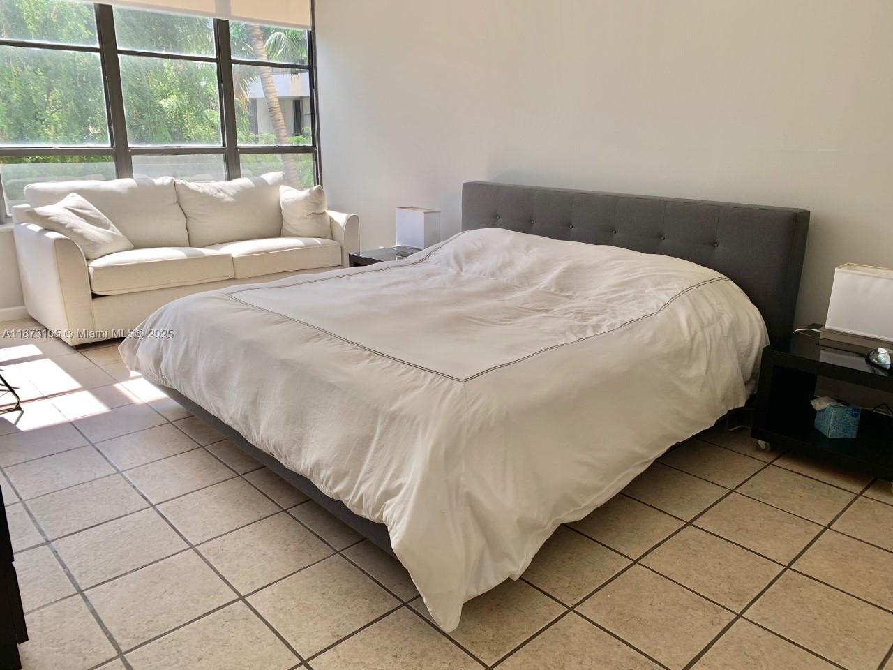 OLYMPUS CONDO PHASE - Residential Lease