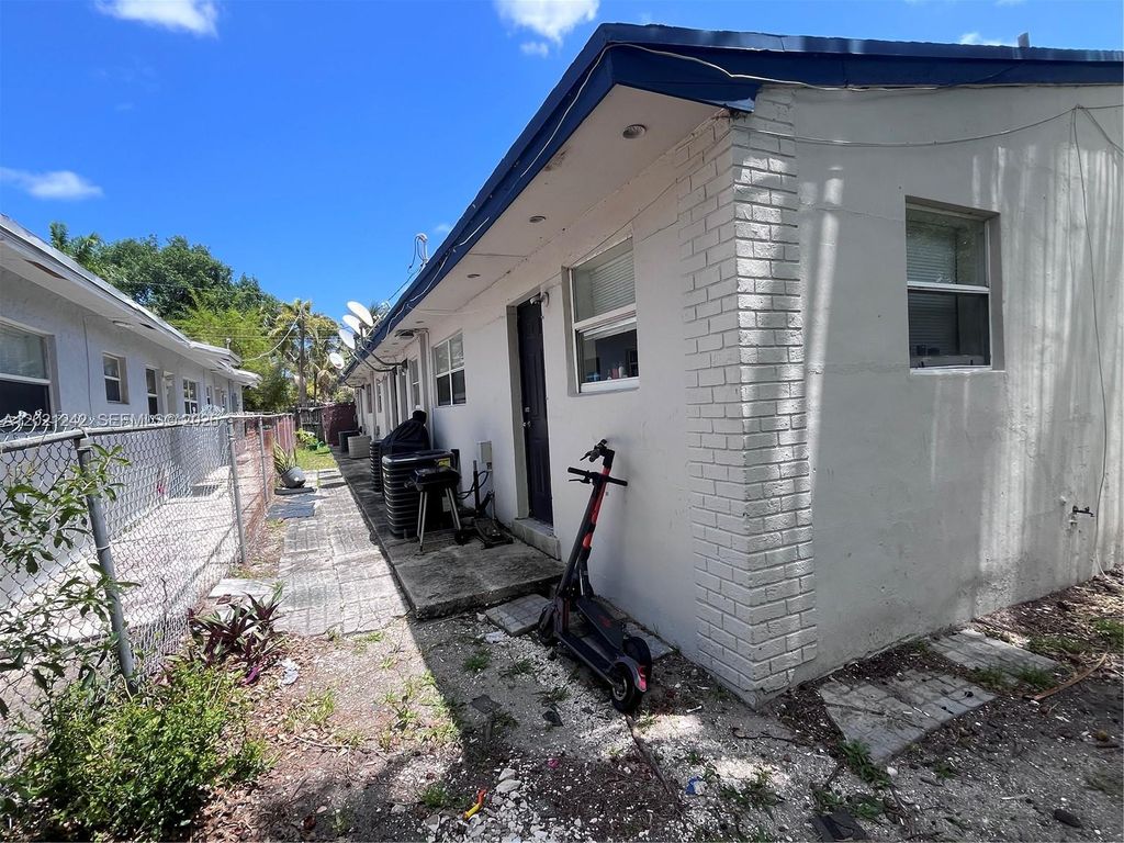 Photo of 109 NW 14th Way #1-4, Dania Beach, FL 33004 (MLS # A12021242)