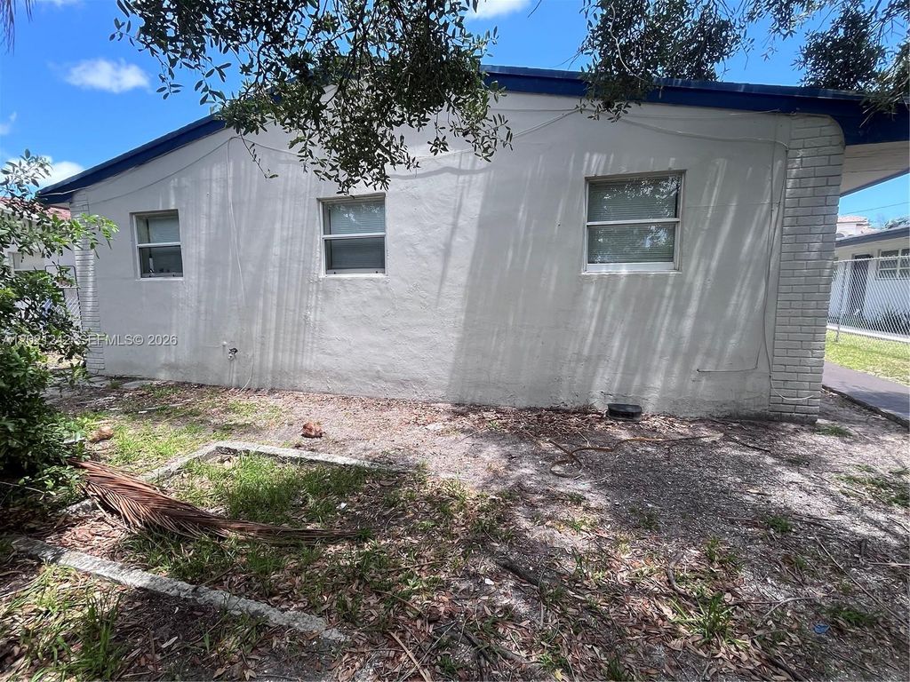 Photo of 109 NW 14th Way #1-4, Dania Beach, FL 33004 (MLS # A12021242)