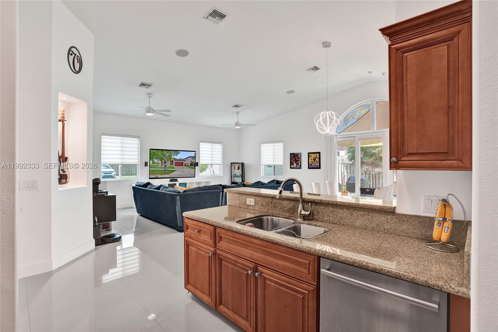 ENCLAVE AT BLACK POINT MA - Residential