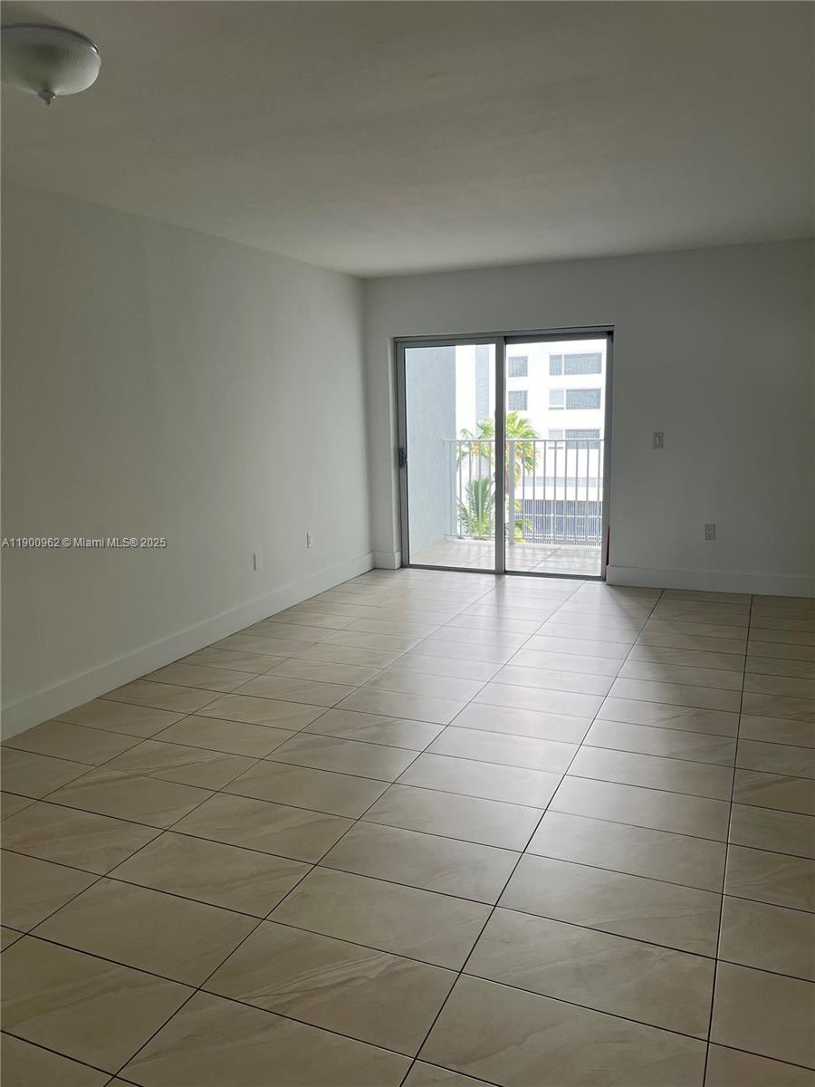 BAYONNE - Residential Lease