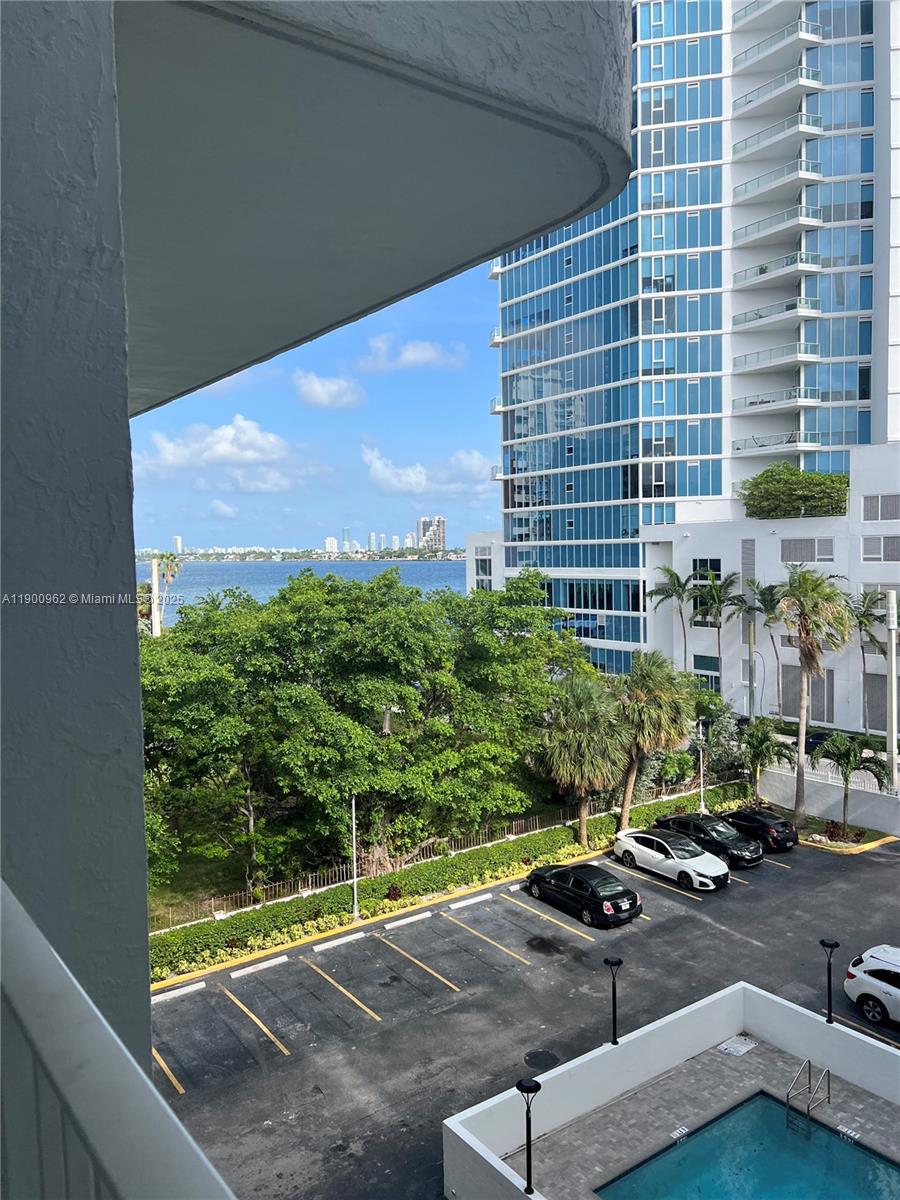 BAYONNE - Residential Lease