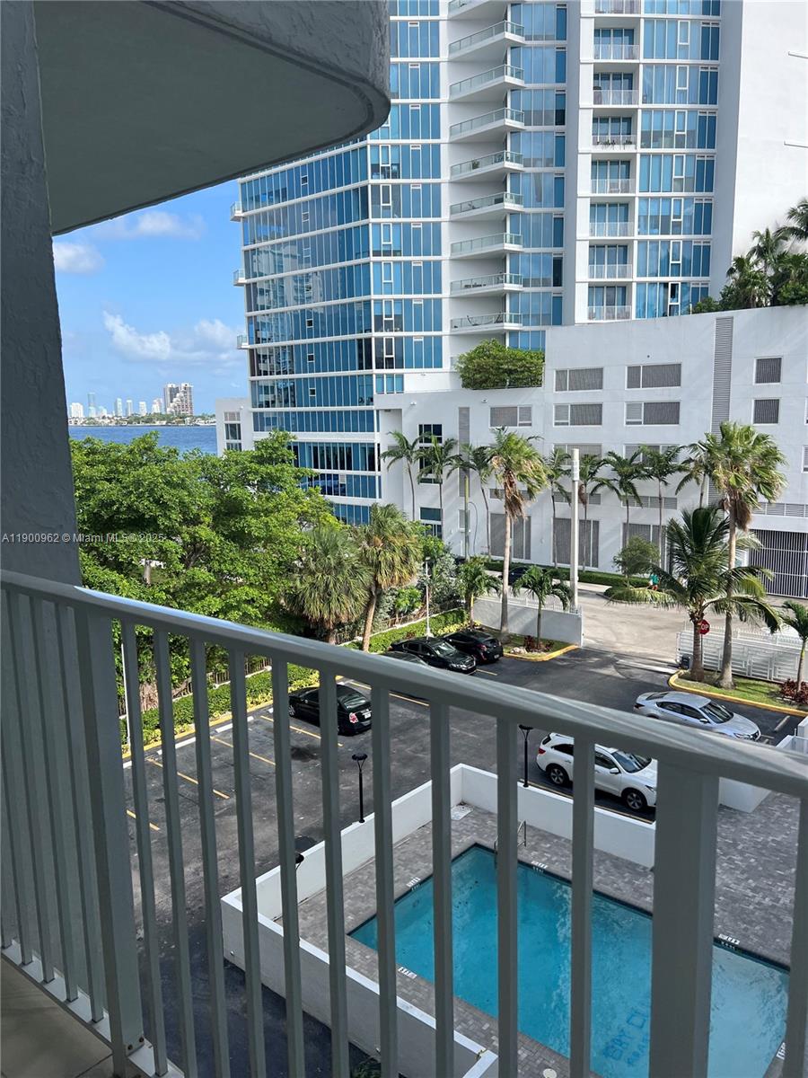 BAYONNE - Residential Lease