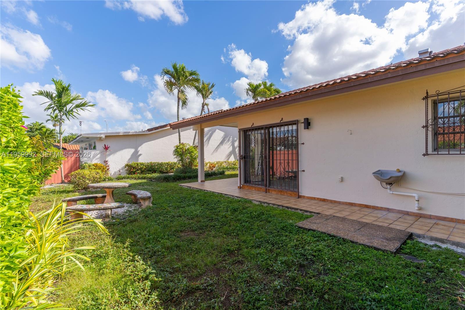 COLLADO SUB - Residential Lease