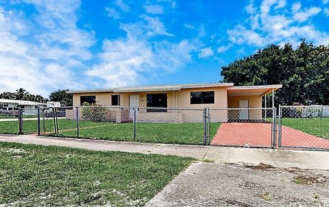 17800 NW 28th Ct Miami Gardens FL 33056