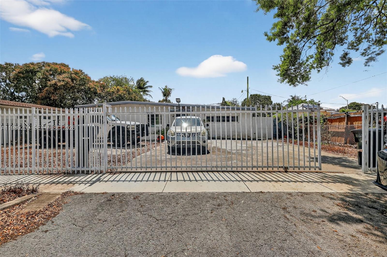 SUNKIST GROVE - Residential