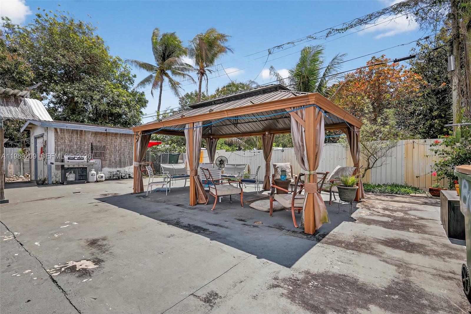 SUNKIST GROVE - Residential