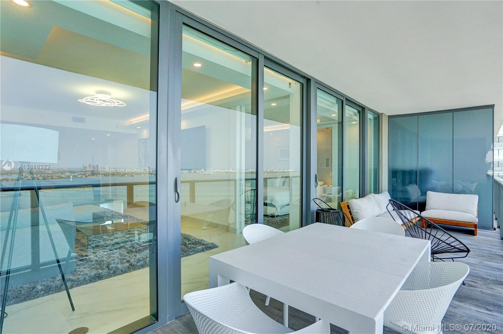 PARAISO BAY CONDO - Residential Lease