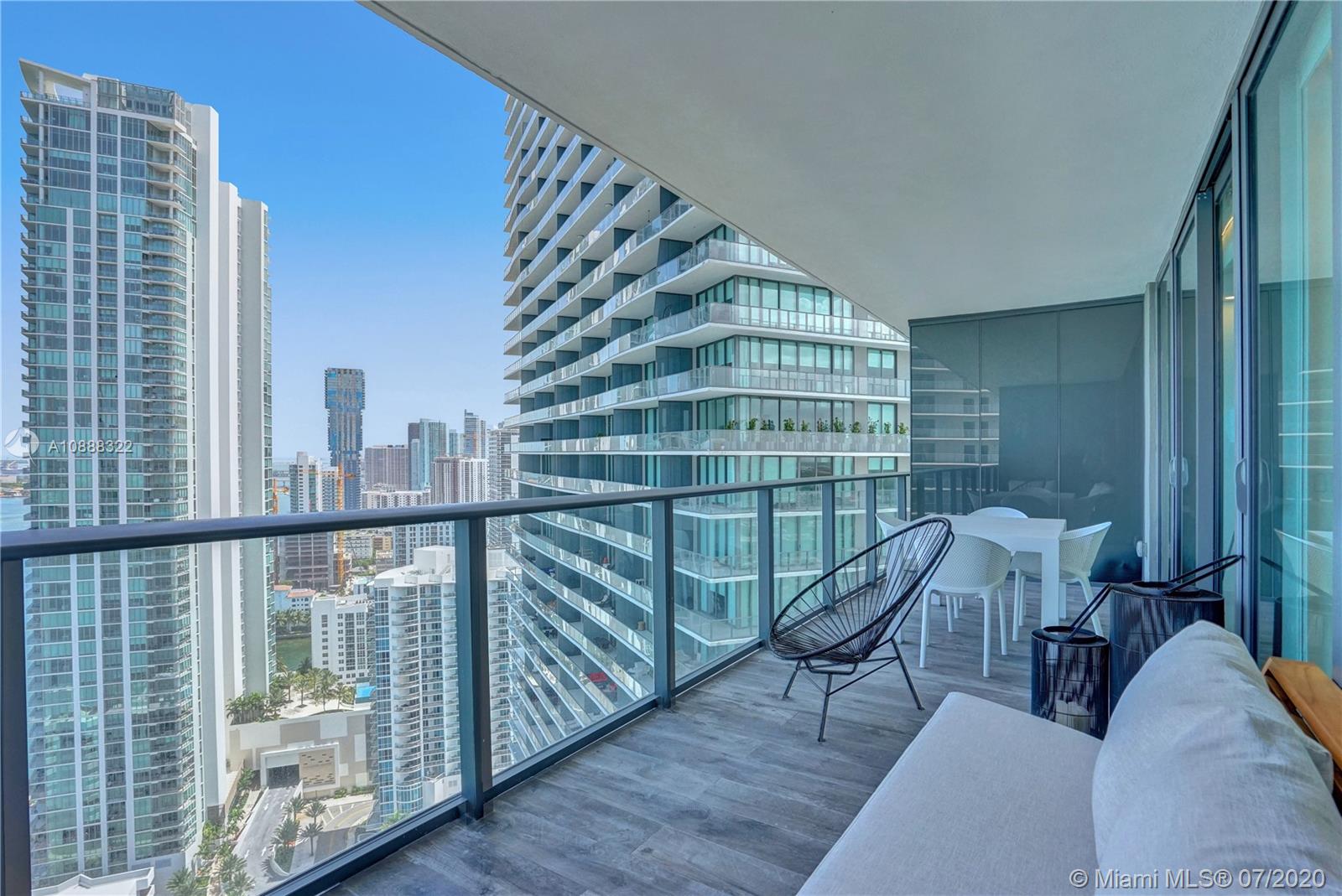 PARAISO BAY CONDO - Residential Lease