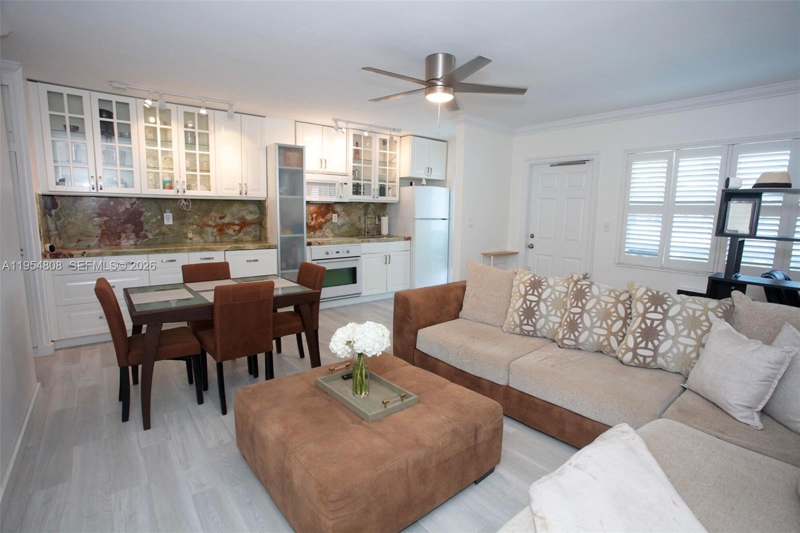 LAKE MAYAN APTS CO-OP - Residential