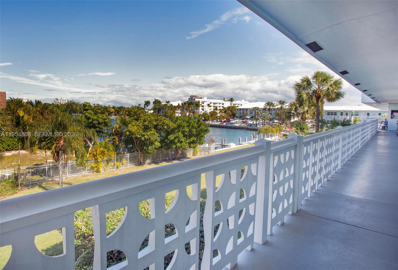 LAKE MAYAN APTS CO-OP - Residential